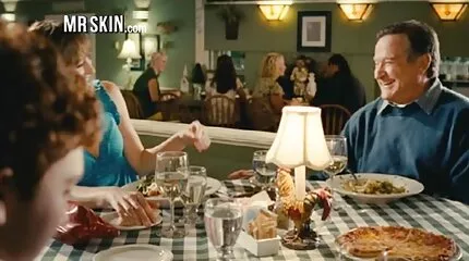 De bi seks films man stak gewoon een grote lul in zijn strakke kont